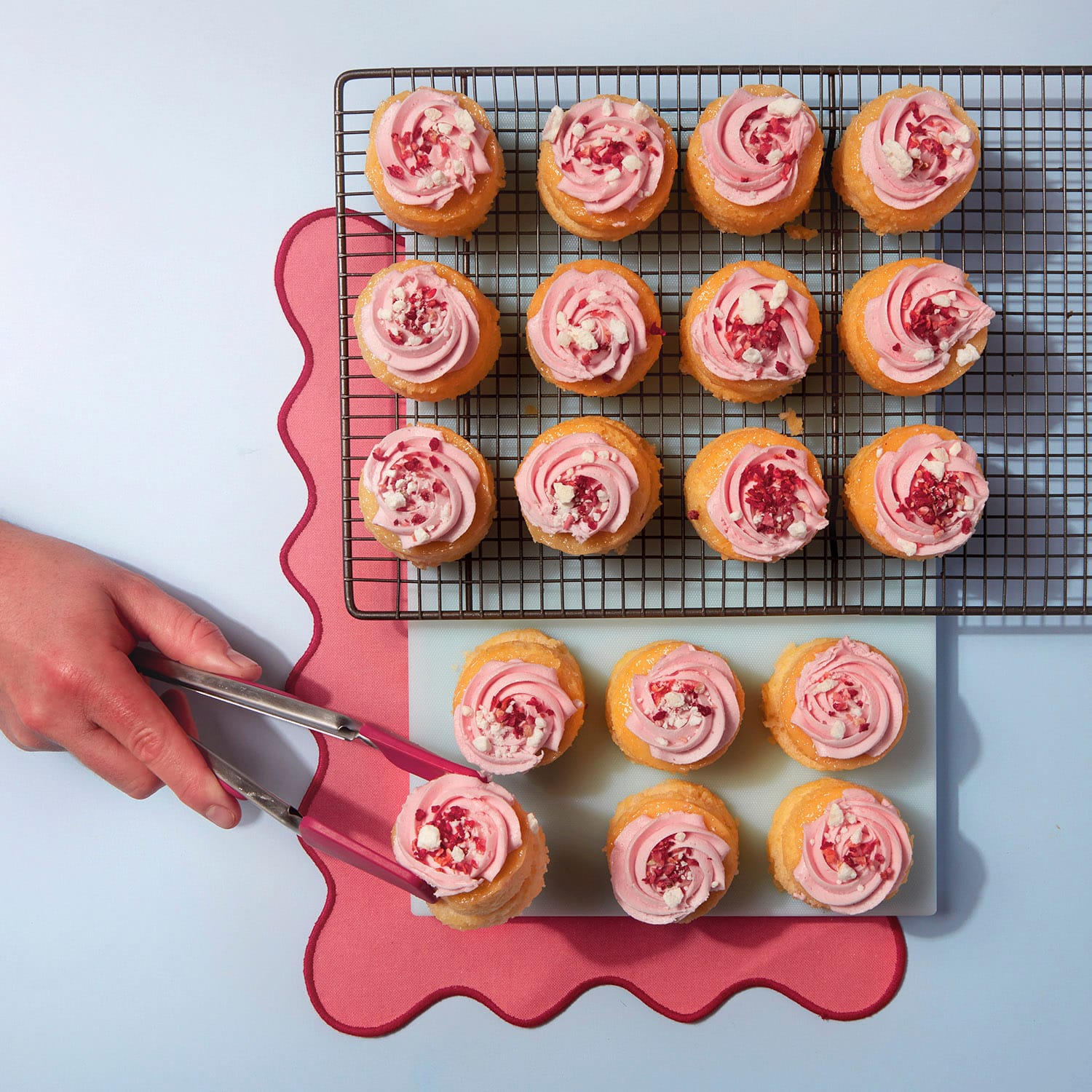 Eton Mess Mini Cake